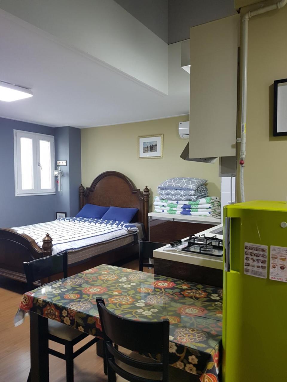 The Castle Stay Chuncheon Ngoại thất bức ảnh
